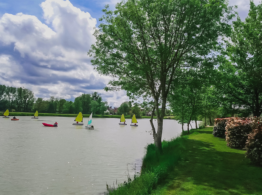 relaxation and fishing at salbris lake