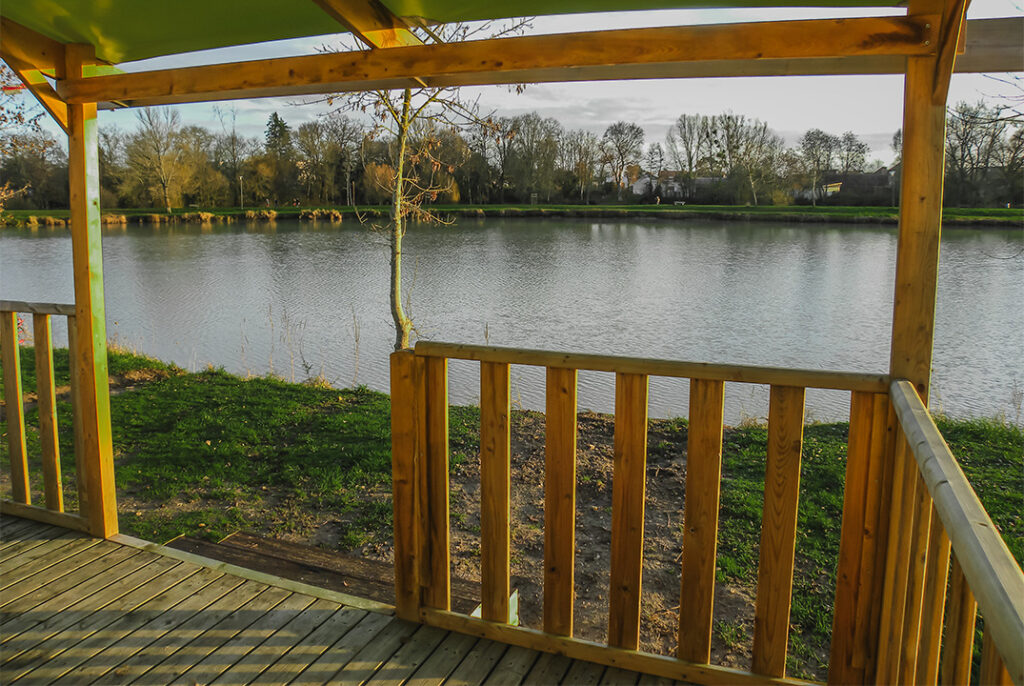 nos locatifs avec vue sur le lac en sologne